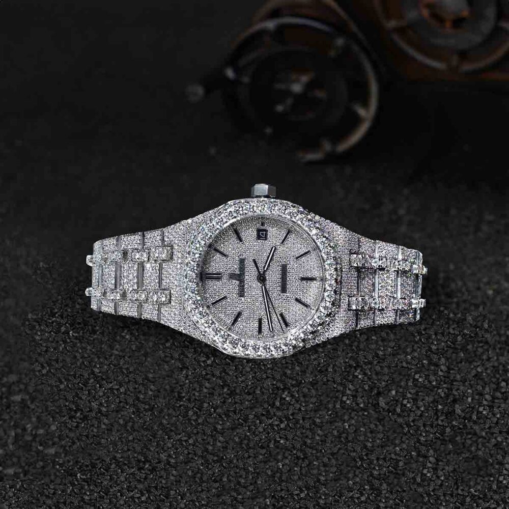 ROYAL ORK WHITE REGURAL FACE VVS MOISSANITE - Image 2