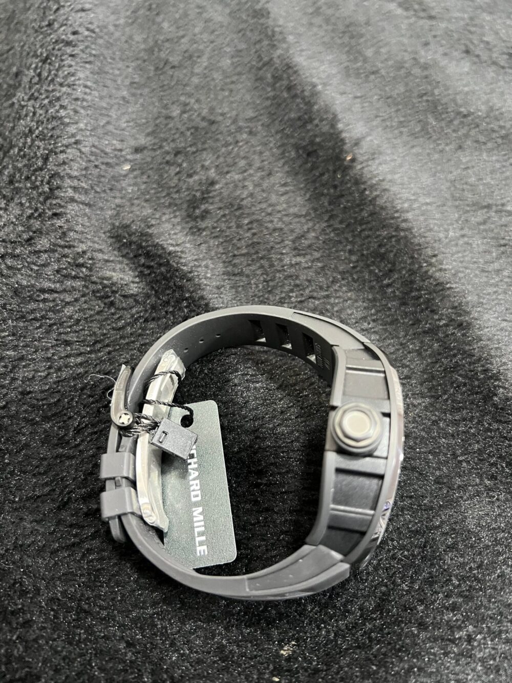 RM BLACK FACE BLACK RUBBER BEND - Image 3