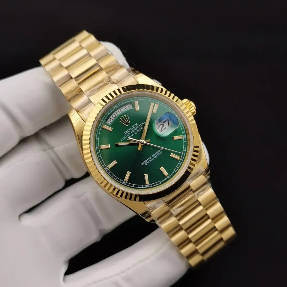 Day-Date II 36mm Green Dial 128238 - Image 2