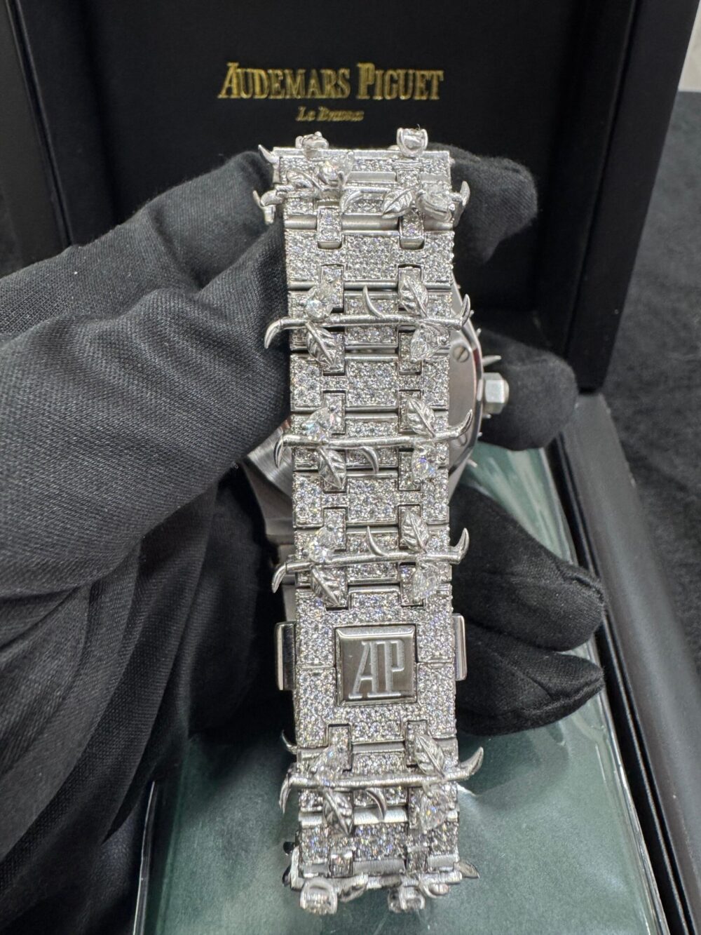 THRONE JESUS ROYAL ORK REGULAR DIAL VVS MOISSANITE - Image 2